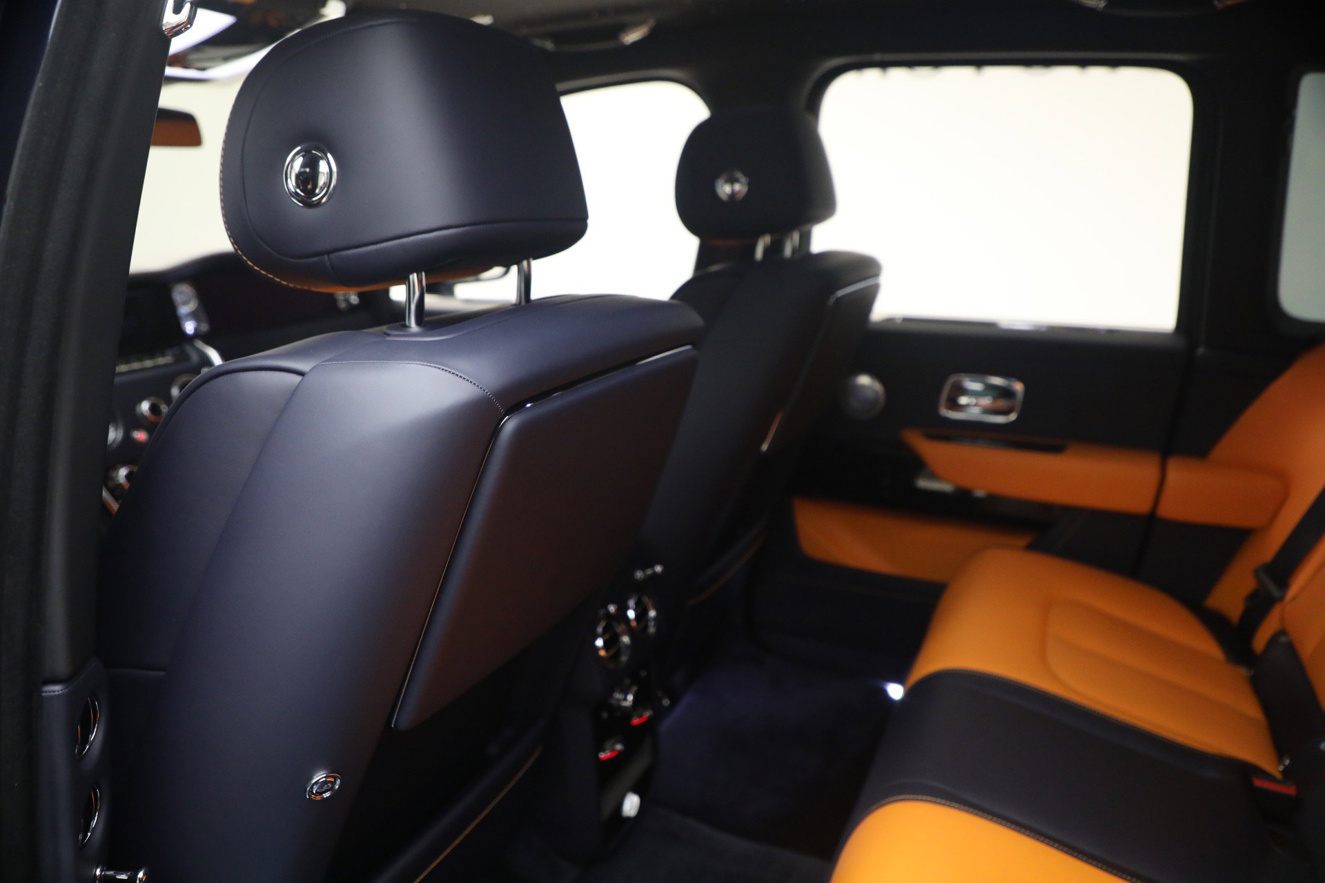 New 2026 Rolls-Royce Cullinan AWD/4WD image 26