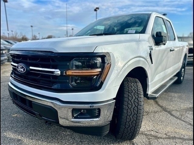 New 2024 Ford F150 XLT w/ Equipment Group 302A MID