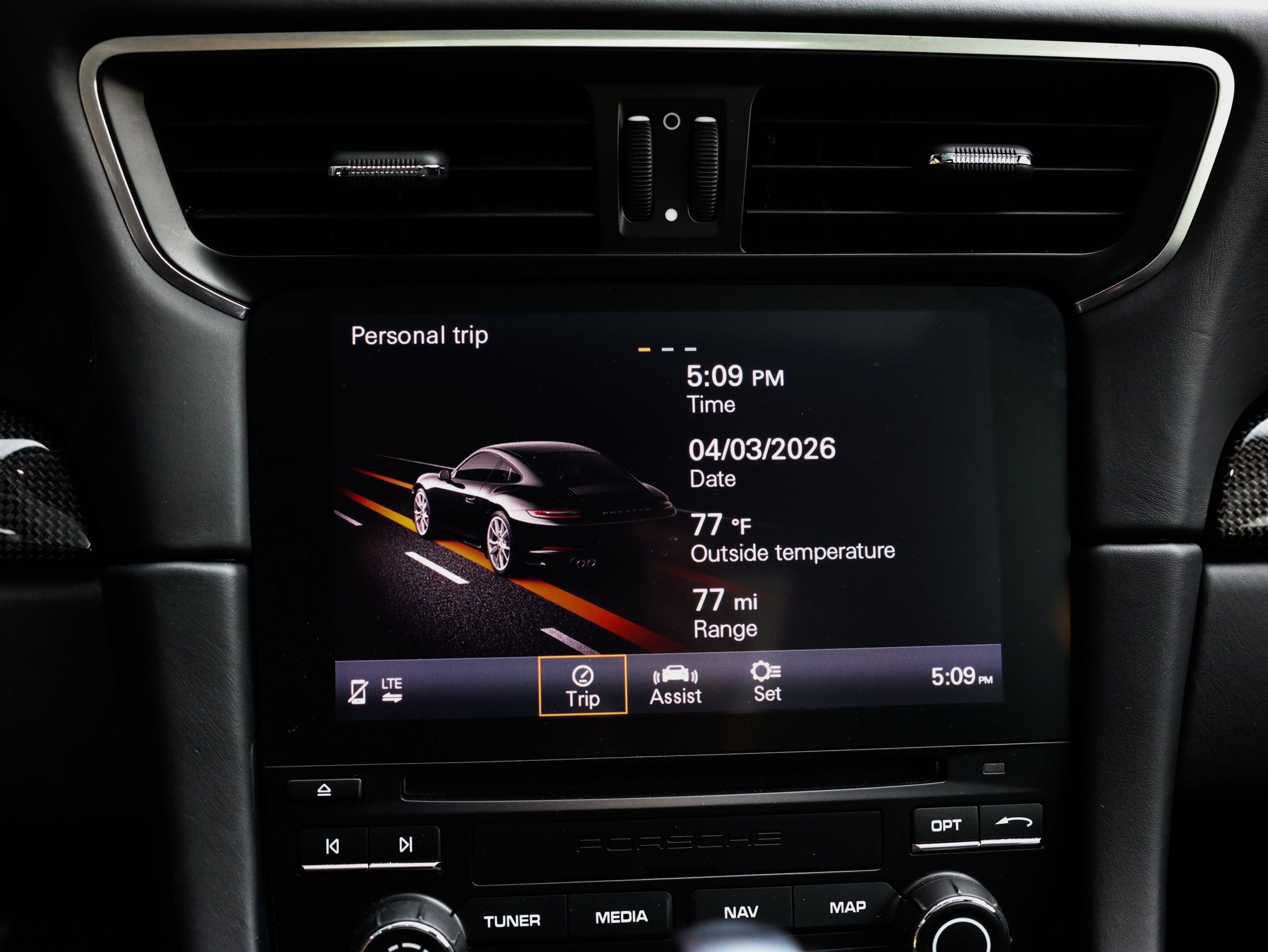 Used 2019 Porsche 911 Carrera 4 image 8