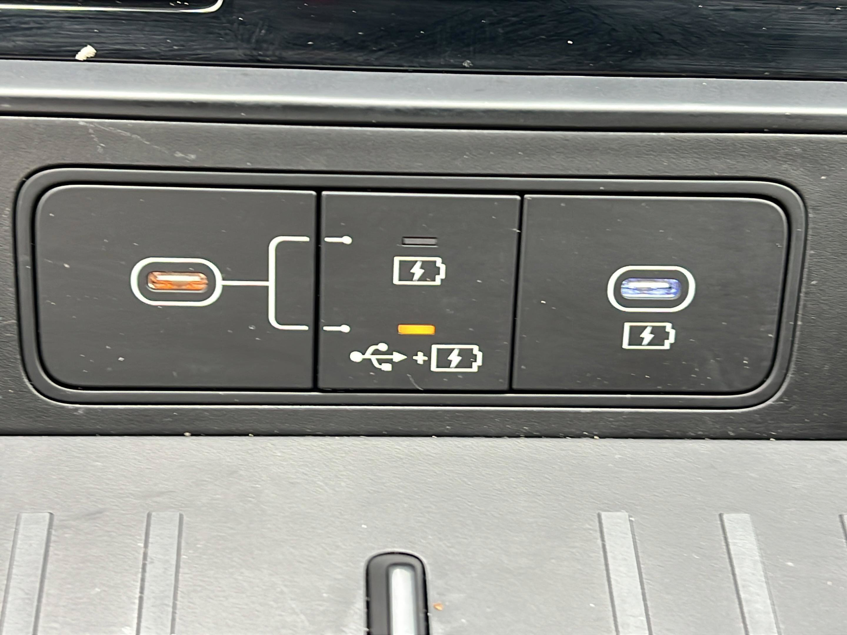 Used 2026 Hyundai Santa Fe Calligraphy FWD image 22