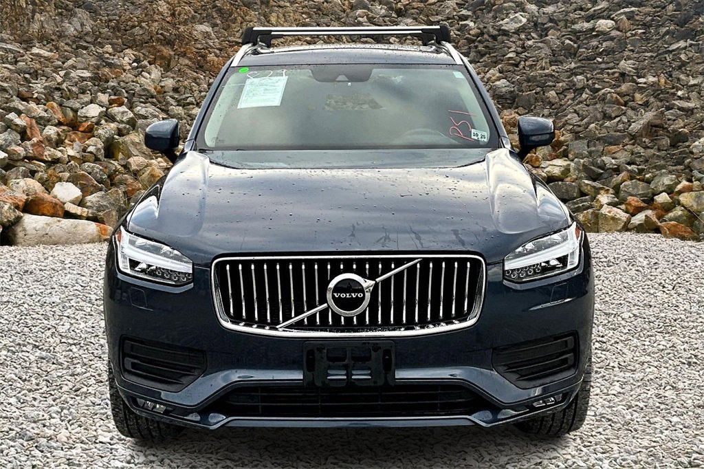 Used 2021 Volvo XC90 T5 Momentum w/ Protection Package Premier image 2