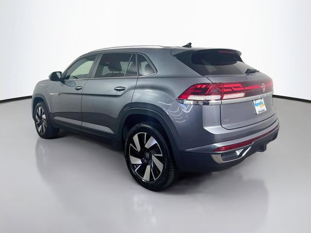 Used 2025 Volkswagen Atlas Cross Sport SE AWD/4WD image 7