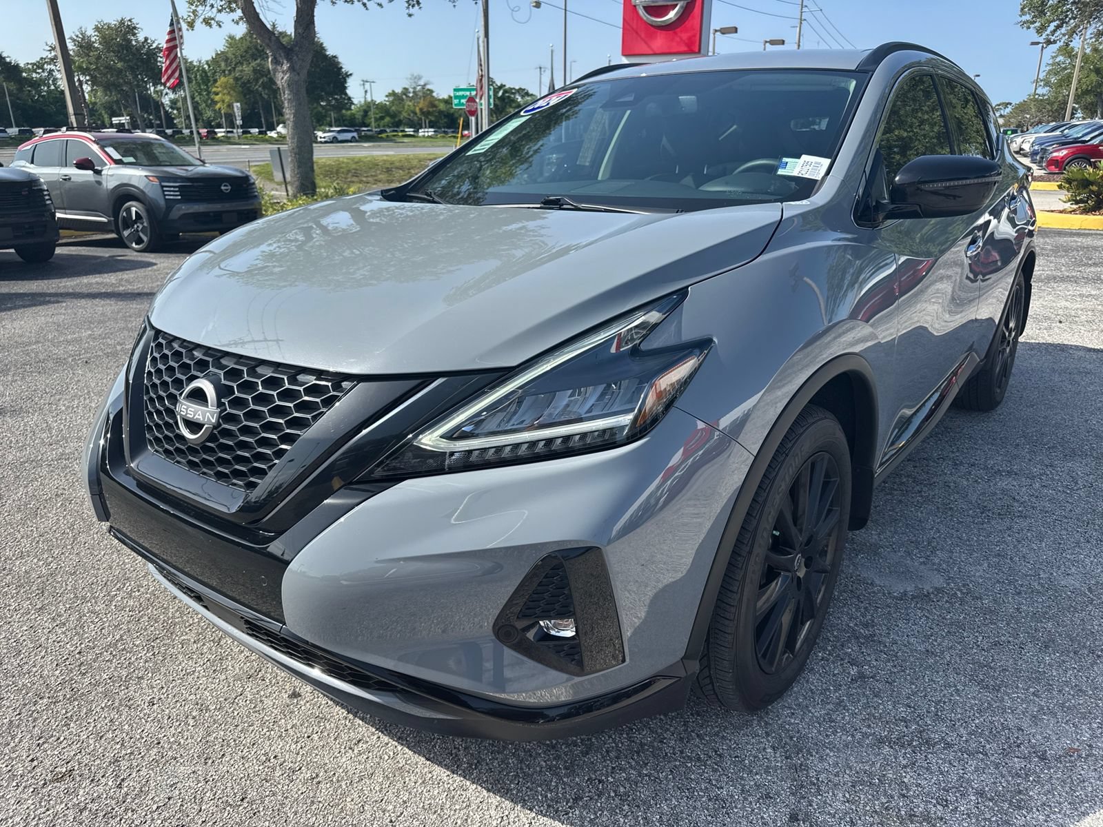 Certified 2024 Nissan Murano SV w/ SV Midnight Edition Package FWD image 3