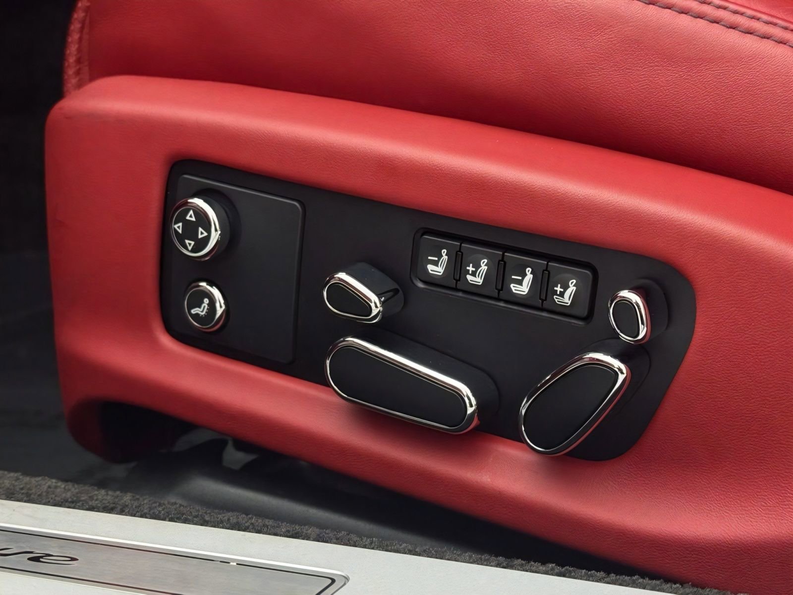 Used 2023 Bentley Continental GT Azure AWD/4WD image 11