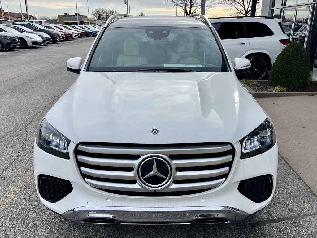 Used 2025 Mercedes-Benz GLS 450 4MATIC image 82