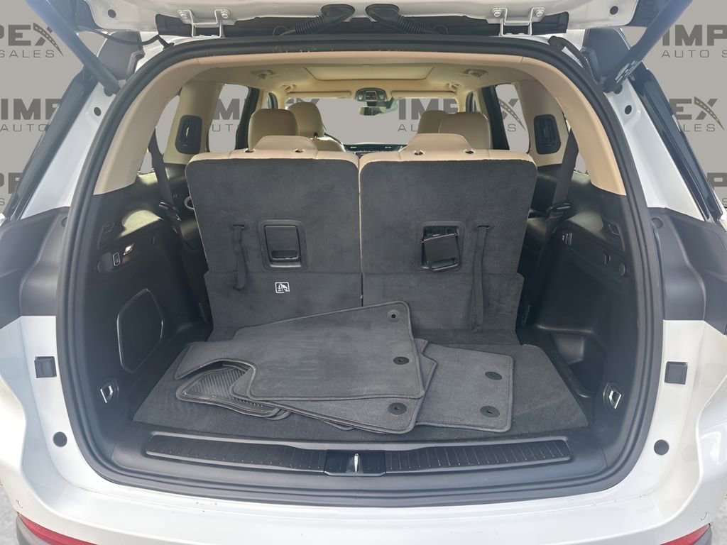 Used 2021 Jeep Grand Cherokee L Limited w/ Luxury Tech Group II image 32