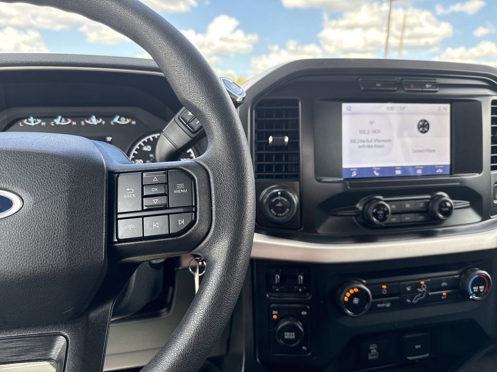 Used 2021 Ford F150 XLT w/ Trailer Tow Package image 17