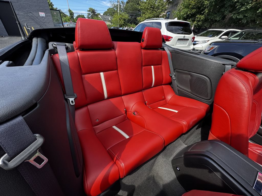 Used 2011 Ford Mustang GT Premium w/ 401A Rapid Spec Order Code RWD image 14