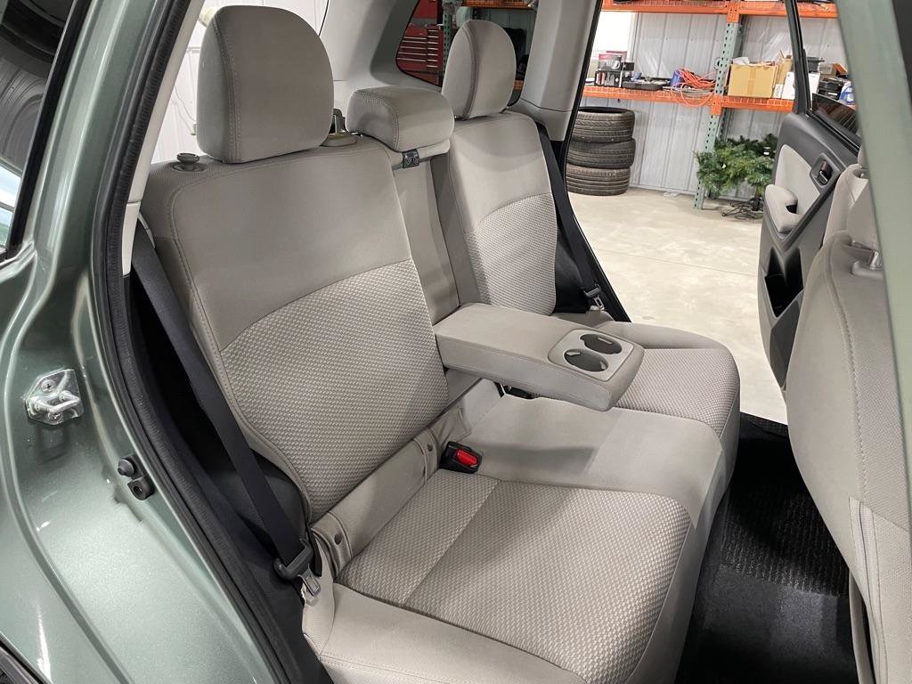 Used 2015 Subaru Forester 2.5i Premium AWD/4WD image 20