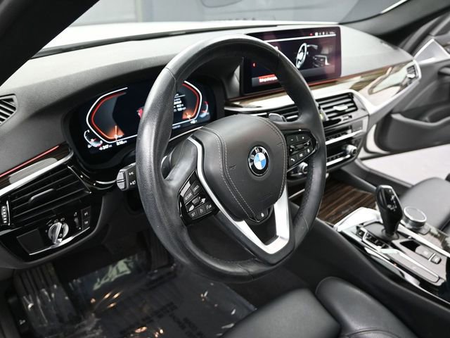 Used 2023 BMW 530i w/ Convenience Package image 13