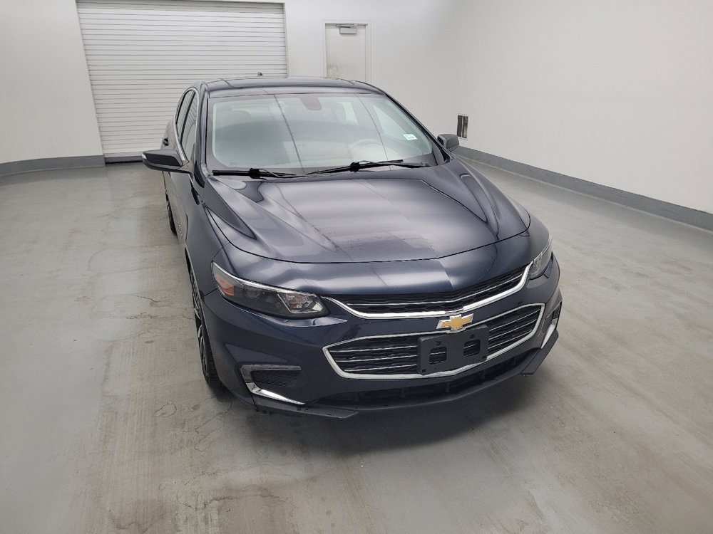 Used 2018 Chevrolet Malibu LT w/ Leather Package FWD image 14