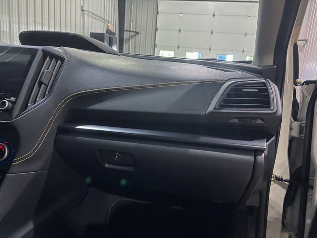 Used 2022 Subaru Crosstrek 2.5i Sport w/ Moonroof Package image 27