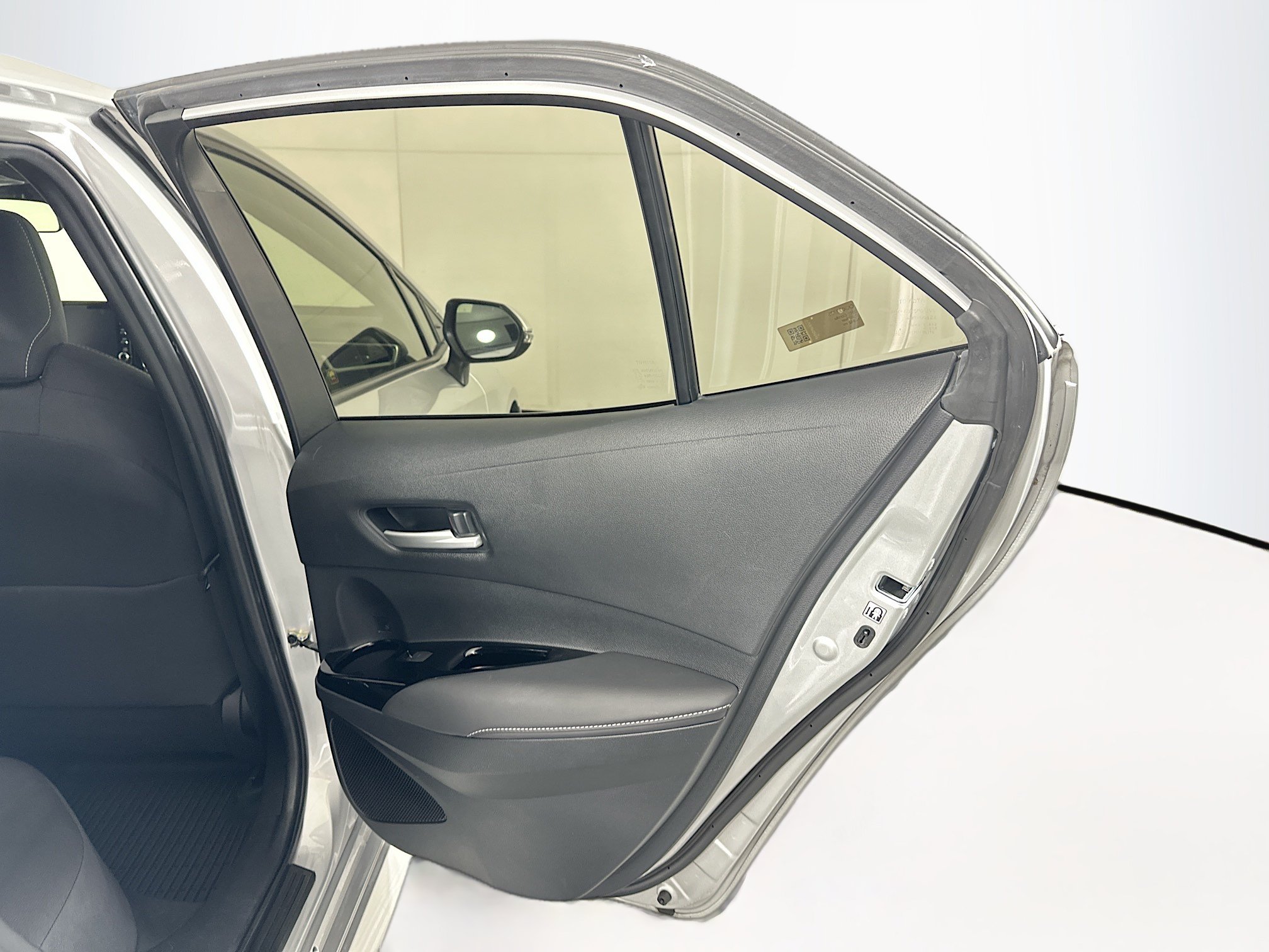 Used 2019 Toyota Corolla SE FWD image 27