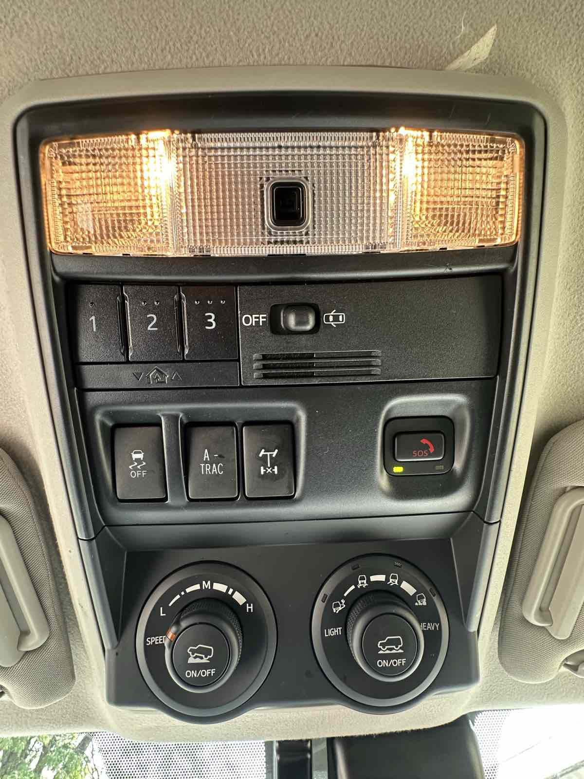 Used 2024 Toyota 4Runner TRD Off-Road Premium AWD/4WD image 22