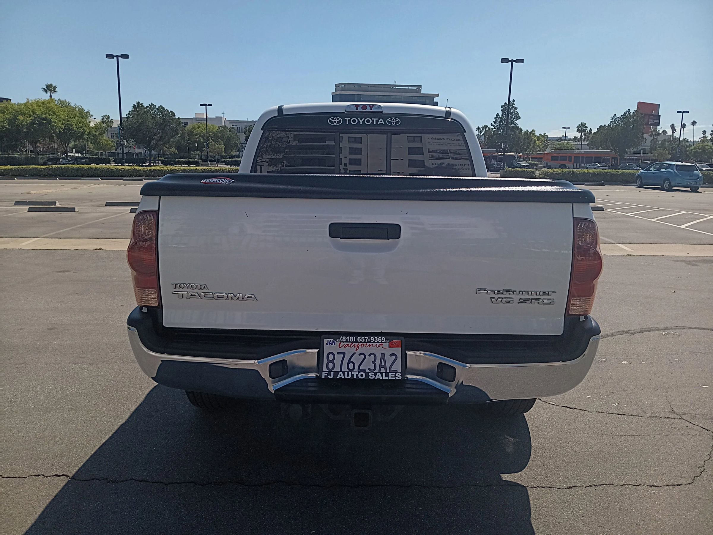 Used 2005 Toyota Tacoma PreRunner image 7
