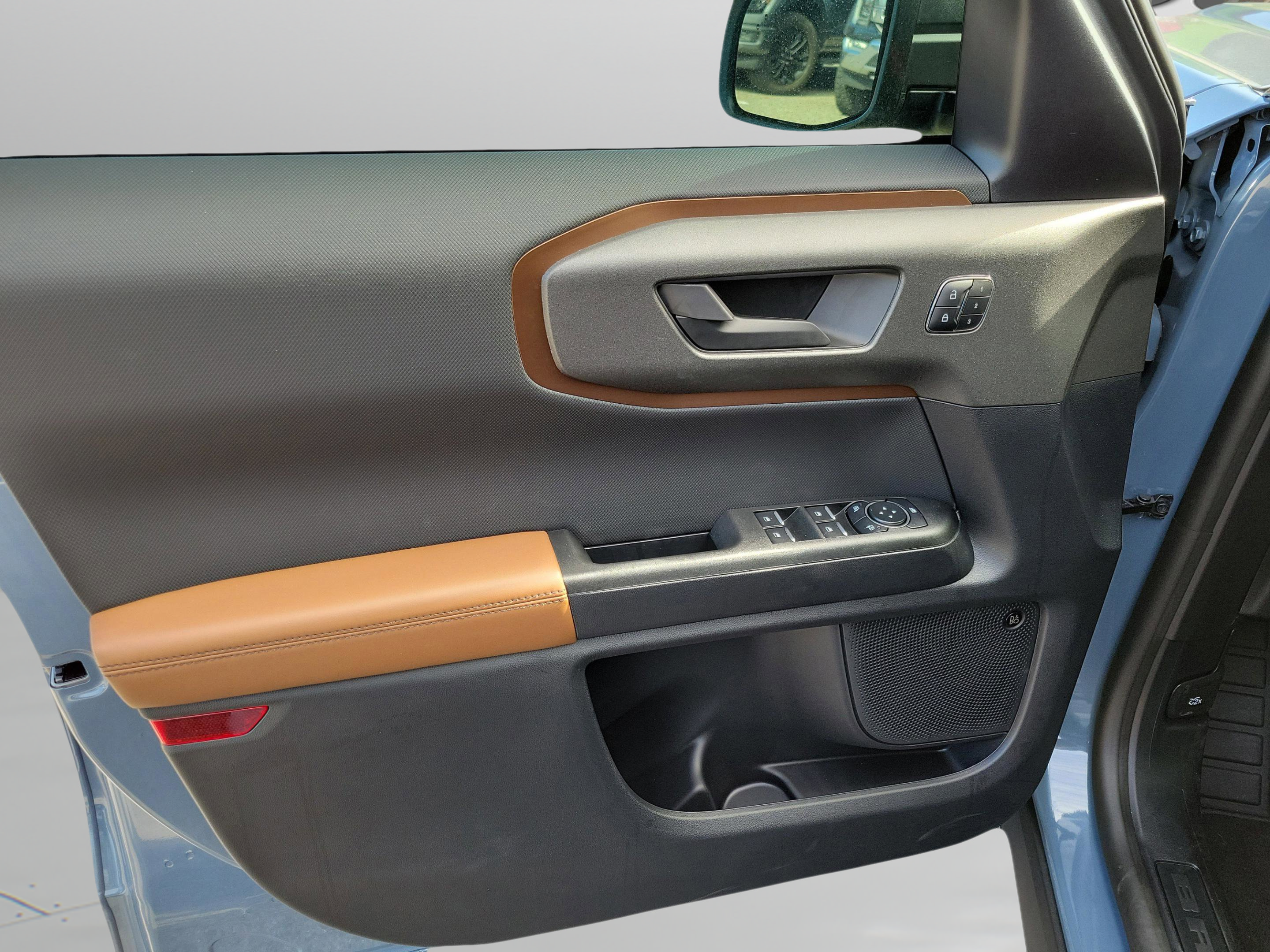 New 2025 Ford Bronco Sport Outer Banks w/ Outer Banks Tech Package+ AWD/4WD image 28