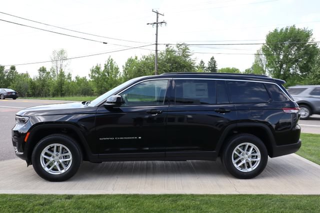New 2026 Jeep Grand Cherokee L Laredo w/ Trailer Tow Package AWD/4WD image 23