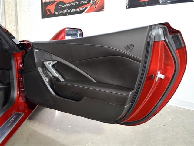 Used 2015 Chevrolet Corvette Stingray Coupe w/ 2LT Preferred Equipment Group image 18