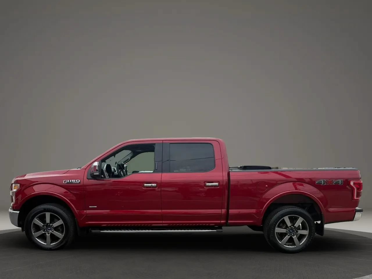 Used 2015 Ford F150 Lariat w/ Equipment Group 501A Mid AWD/4WD image 8
