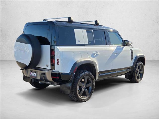 Used 2023 Land Rover Defender 110 X-Dynamic SE image 5