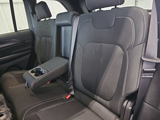 New 2026 Jeep Grand Cherokee Laredo X AWD/4WD image 36
