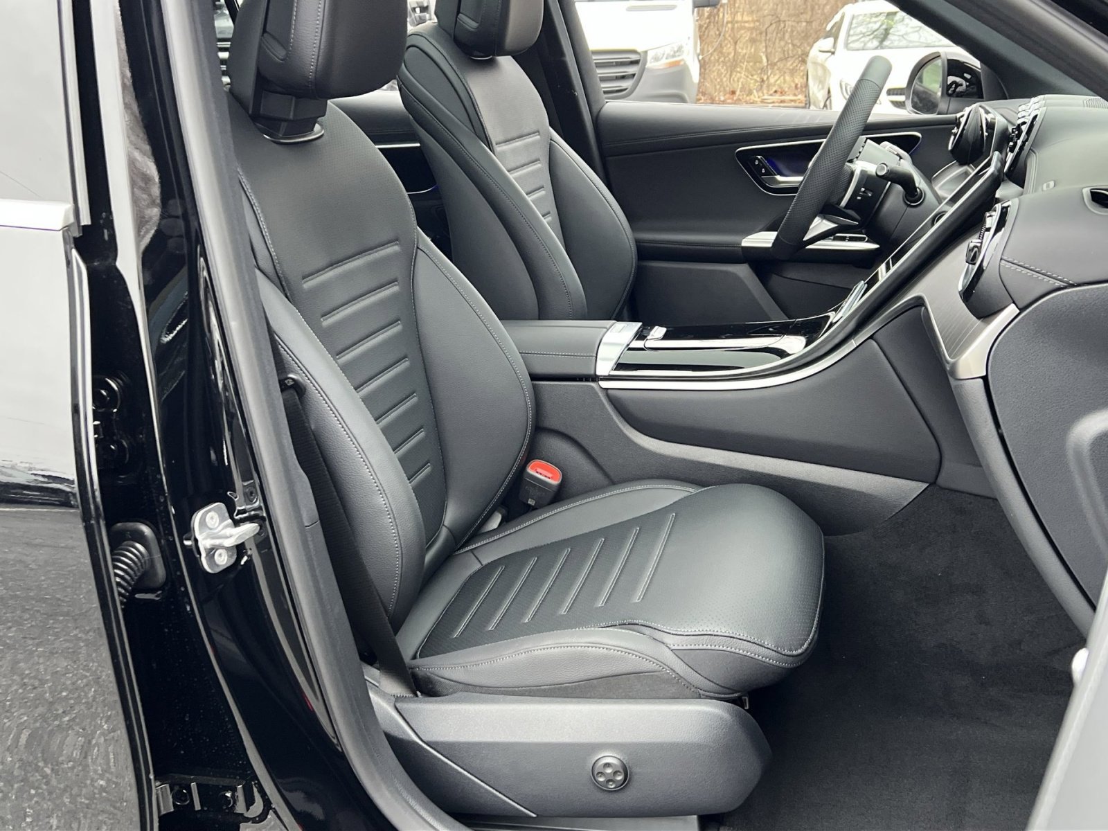 New 2026 Mercedes-Benz GLC 300 4MATIC image 26