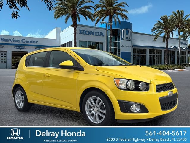 Used 2016 Chevrolet Sonic LT w/ LT Promotional Package FWD image 1