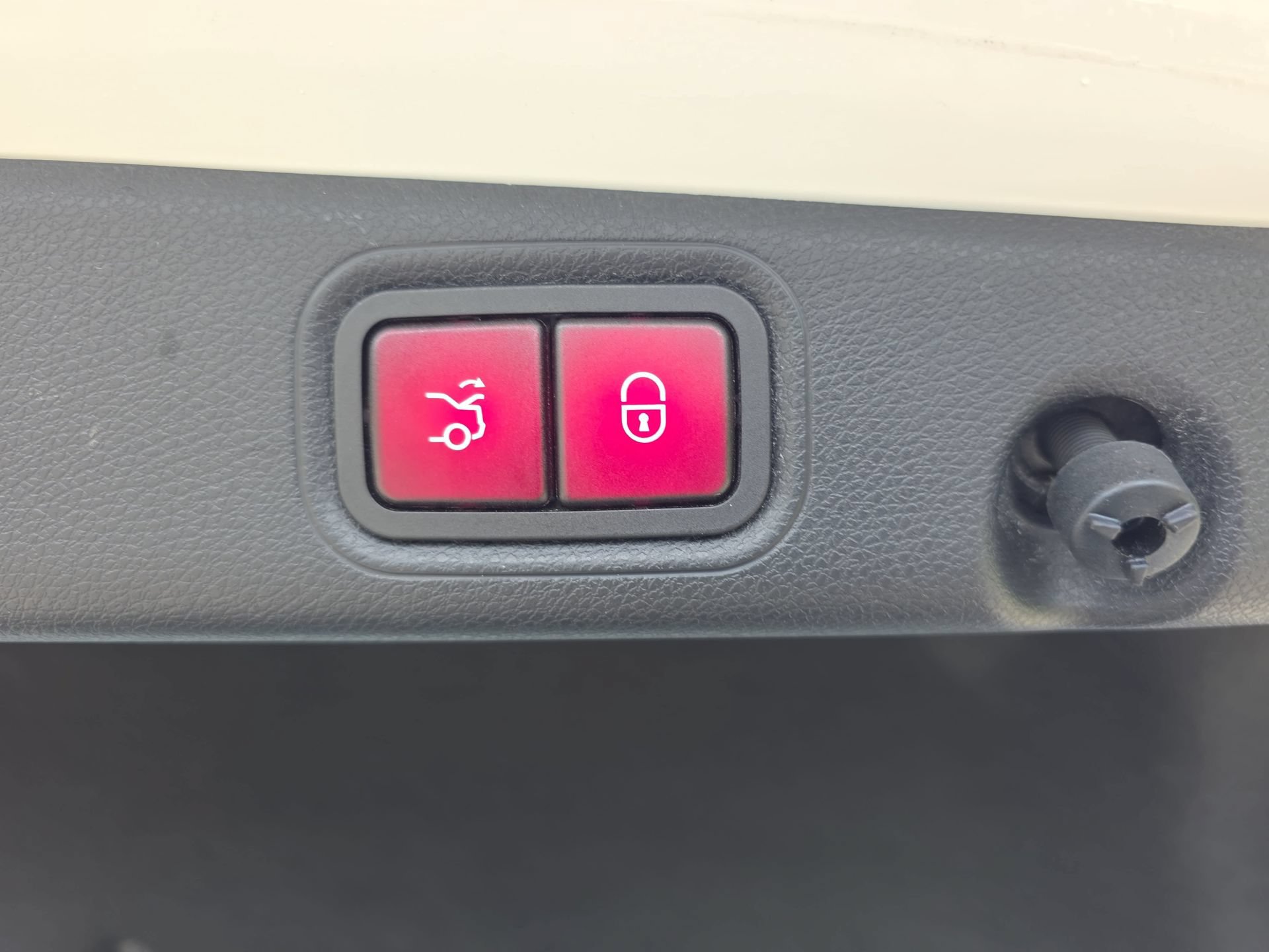 Used 2021 Mercedes-Benz E 450 4MATIC Sedan image 13