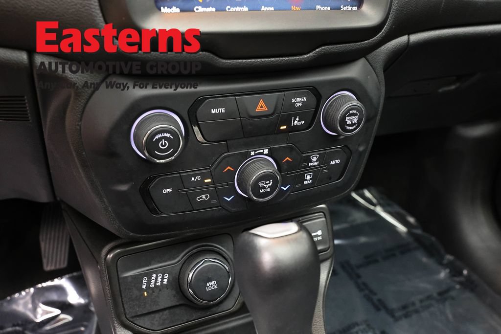 Used 2022 Jeep Renegade Limited w/ Sun, Sound & Wheels Group AWD/4WD image 20