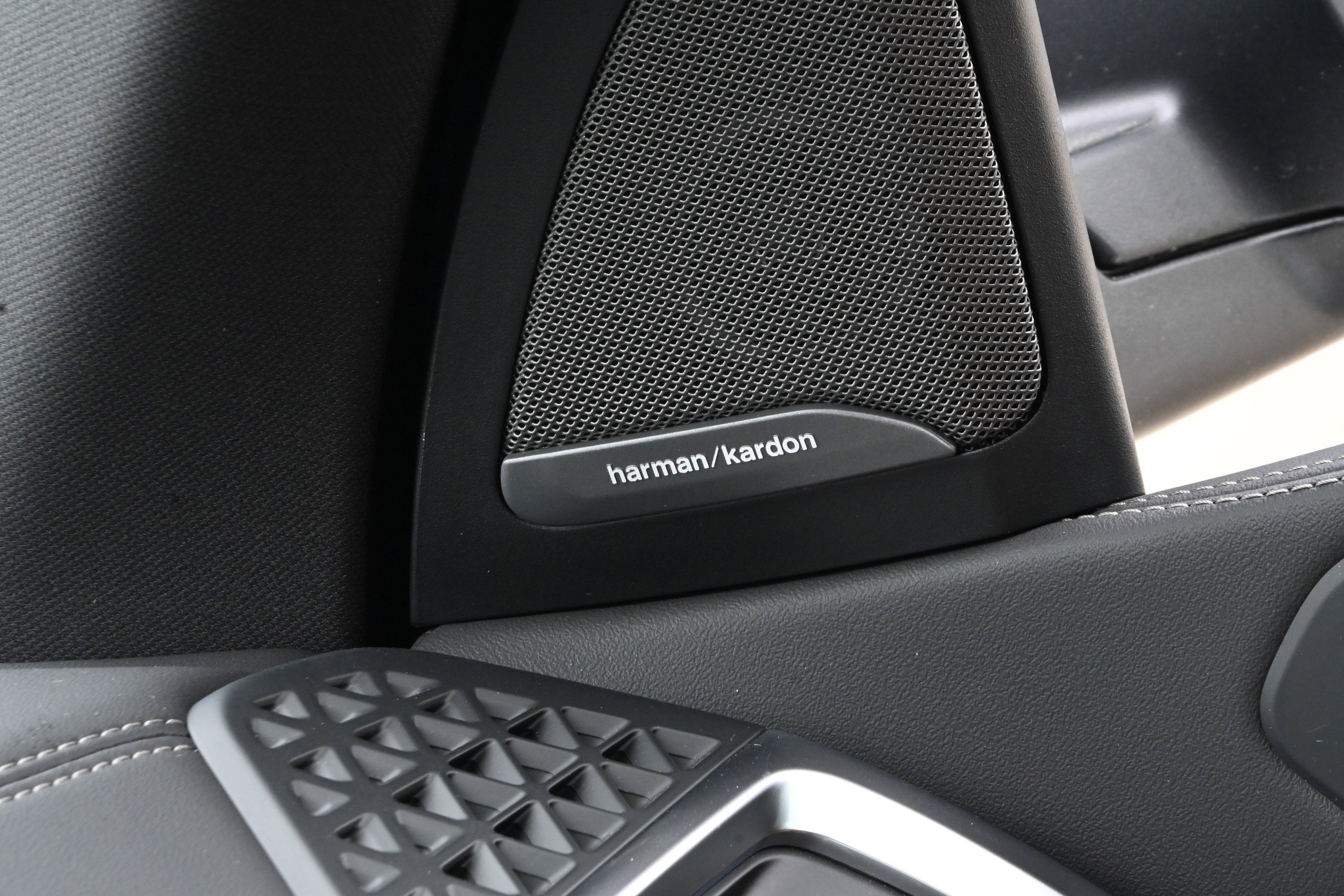 New 2026 BMW X5 xDrive50e w/ Executive Package AWD/4WD image 25