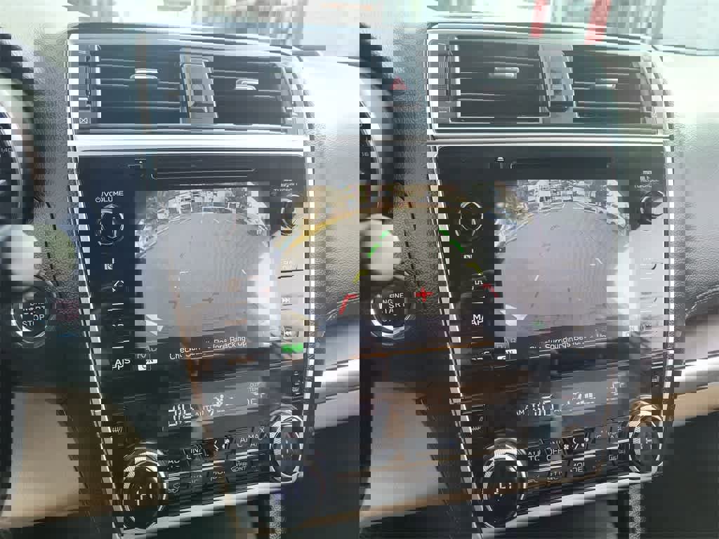 Used 2018 Subaru Outback 3.6R Limited image 17