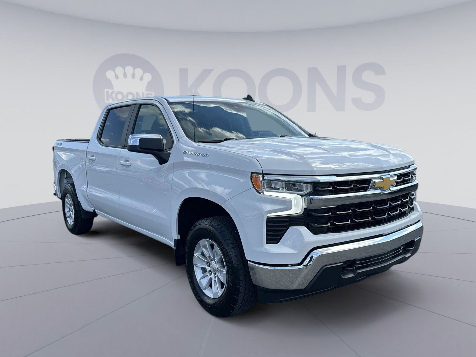 Used 2023 Chevrolet Silverado 1500 LT w/ Work Truck Package AWD/4WD image 18