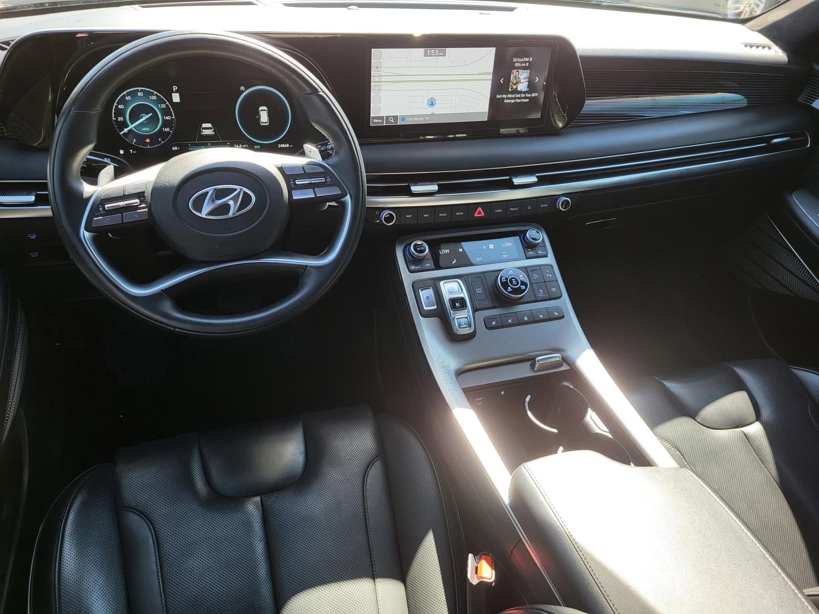 Used 2025 Hyundai Palisade Calligraphy image 17