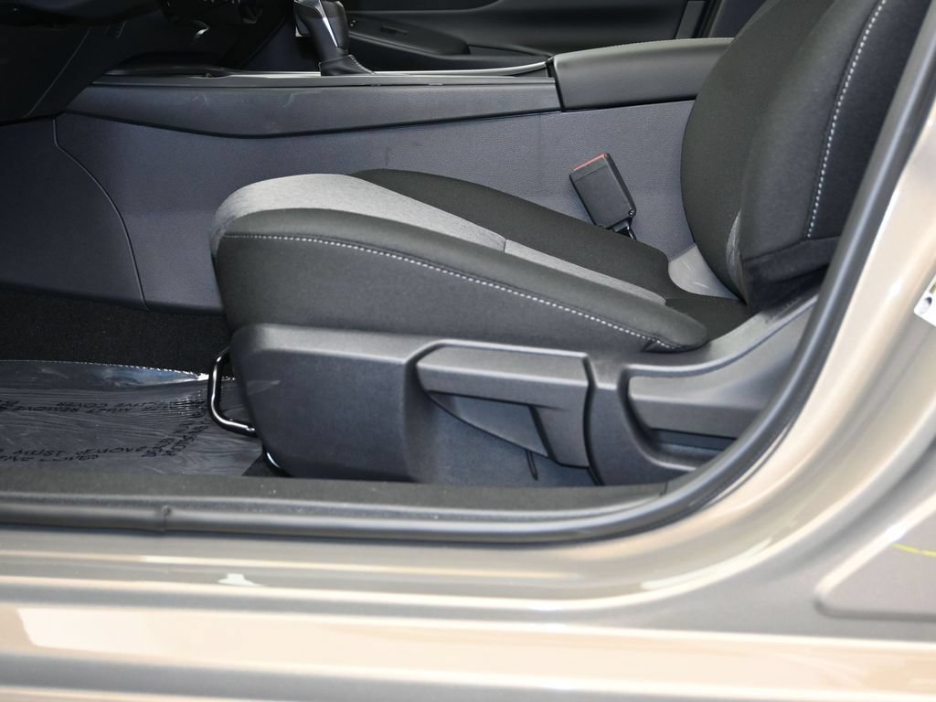 New 2026 Nissan Sentra SV w/ Floor Mat Package FWD image 20