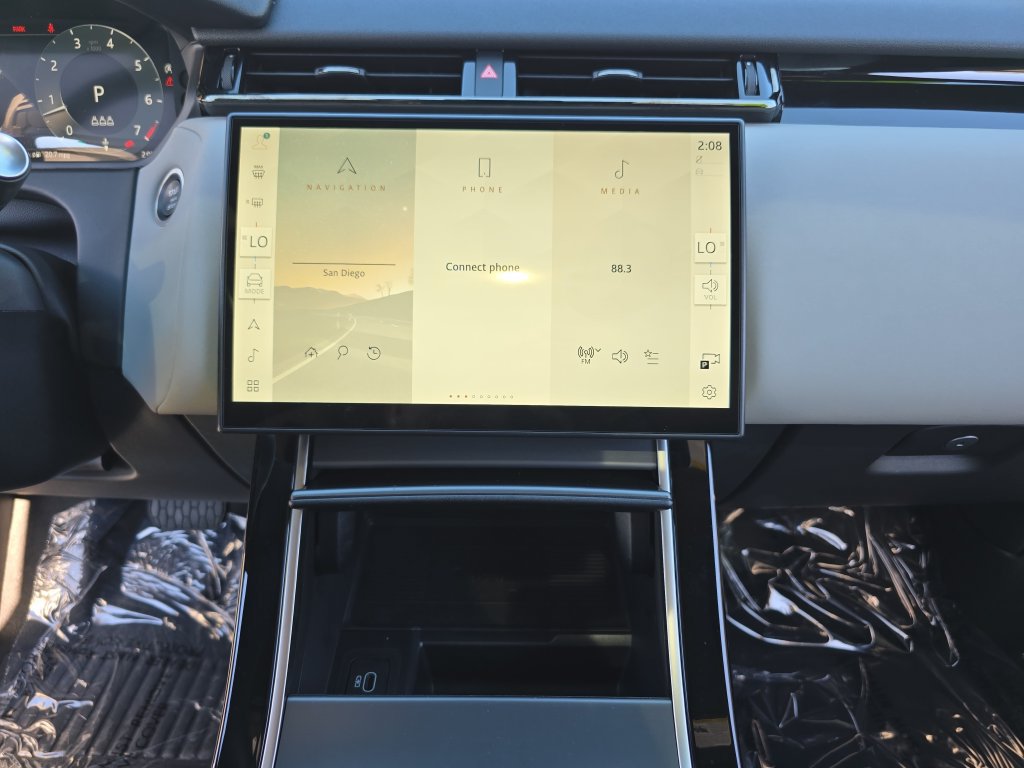 Certified 2026 Land Rover Range Rover Velar S AWD/4WD image 23