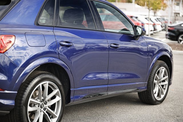 Certified 2025 Audi Q3 2.0T Premium w/ Convenience Package image 8