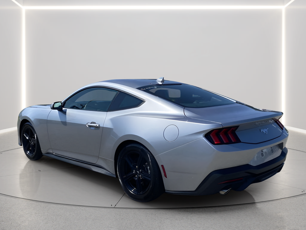 Used 2026 Ford Mustang Premium RWD image 3