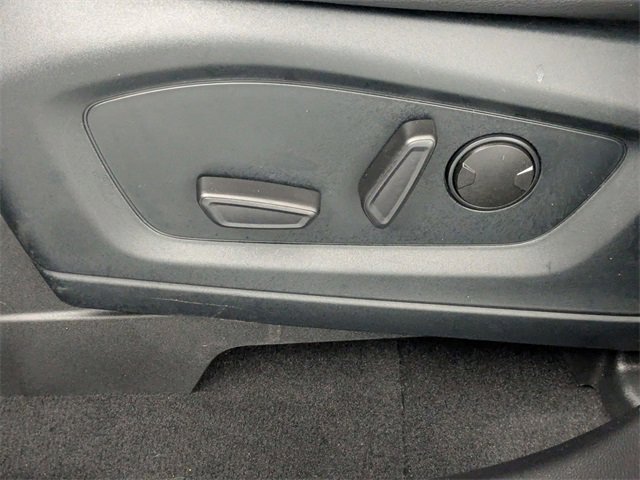 Used 2021 Ford Explorer XLT w/ Equipment Group 202A image 14