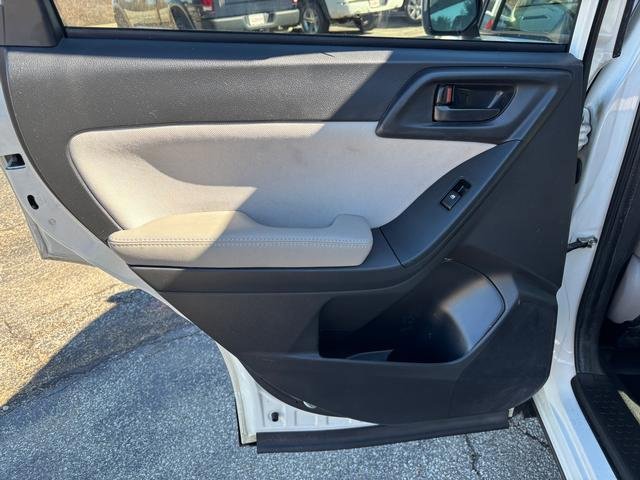 Used 2016 Subaru Forester 2.5i Premium w/ All-Weather Package AWD/4WD image 12