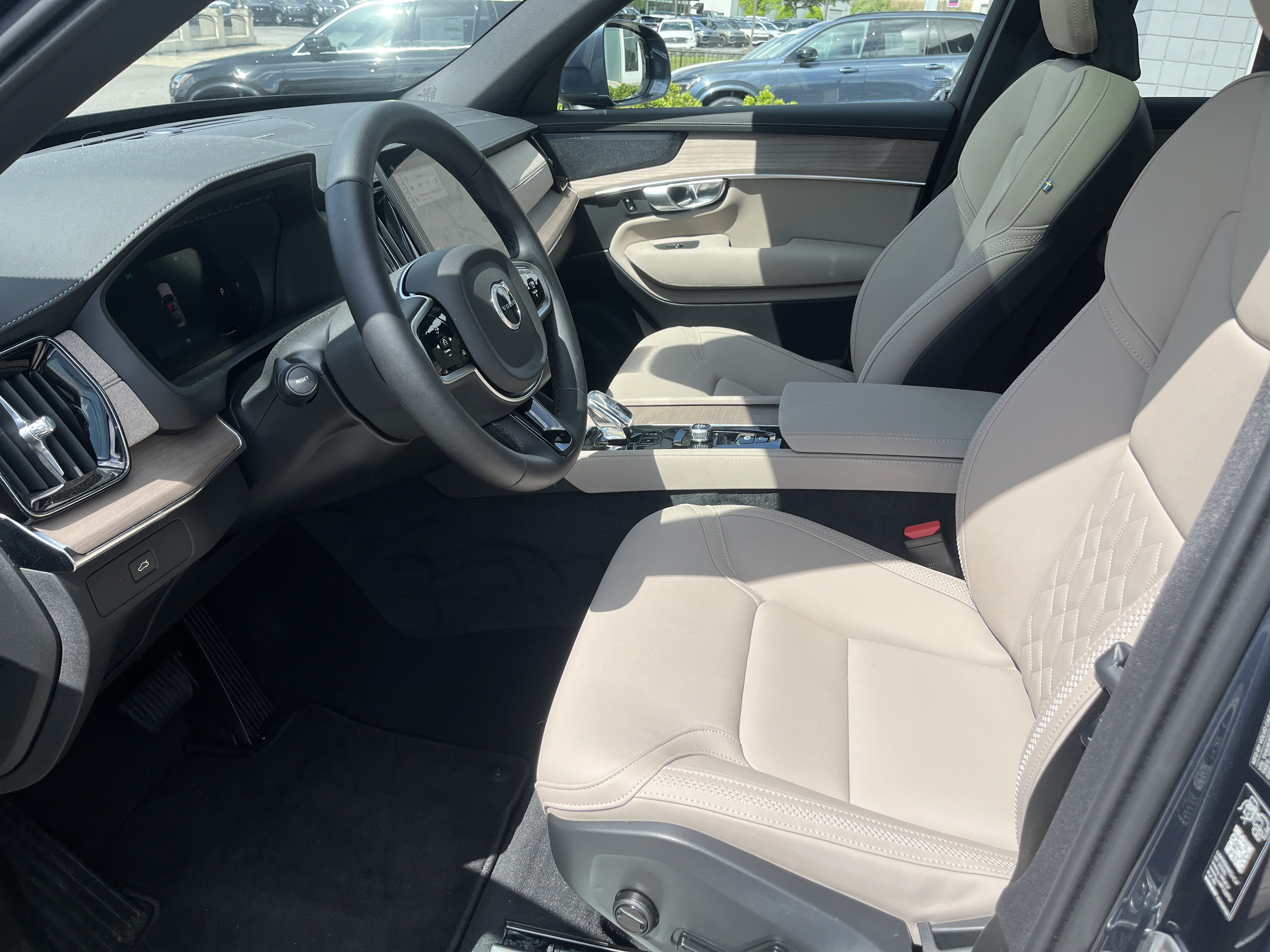 New 2026 Volvo XC90 B6 Plus AWD/4WD image 21