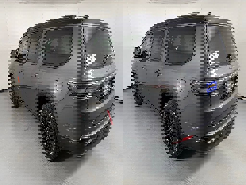 New 2026 Jeep Grand Wagoneer Summit image 6