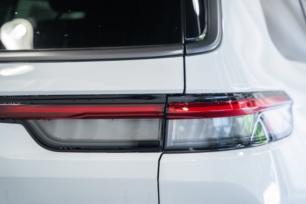 New 2026 Jeep Grand Cherokee L Limited AWD/4WD image 6