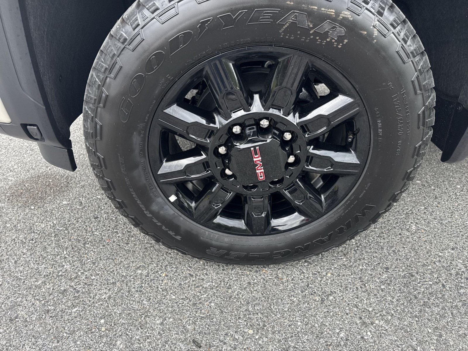 New 2026 GMC Sierra 3500 AT4 w/ AT4 Premium Plus Package AWD/4WD image 8