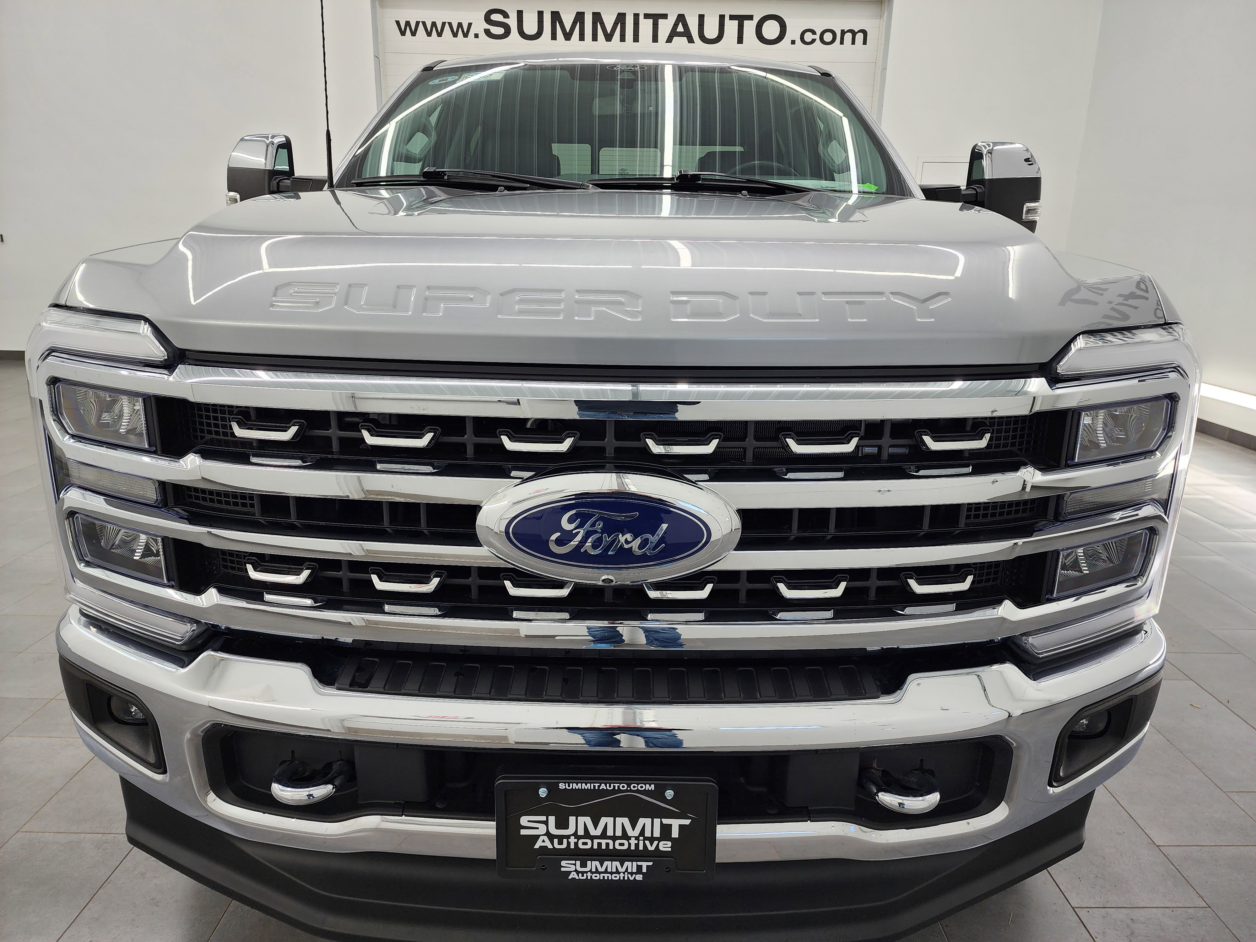 Used 2024 Ford F250 Lariat w/ Chrome Package image 23