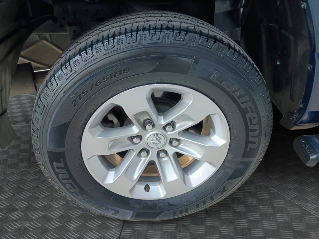 Used 2023 RAM 1500 Laramie AWD/4WD image 23