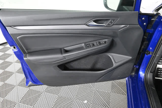 New 2026 Volkswagen Golf image 18
