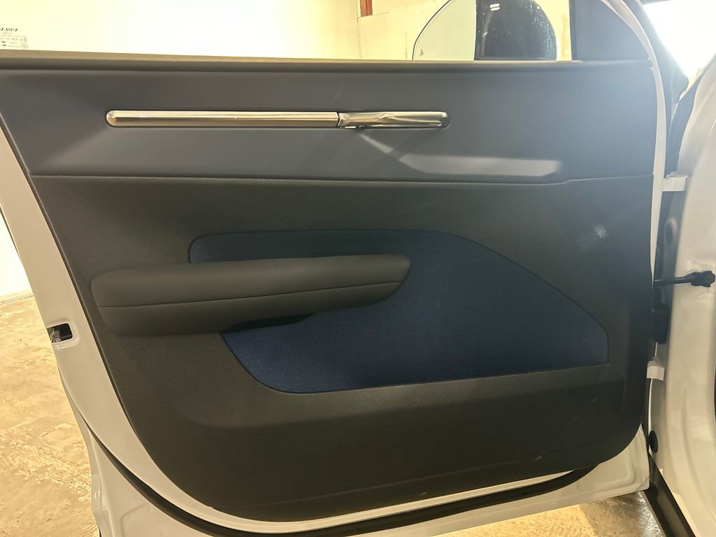 New 2026 Volvo EX30 Cross Country Ultra w/ Protection Package Premier image 9