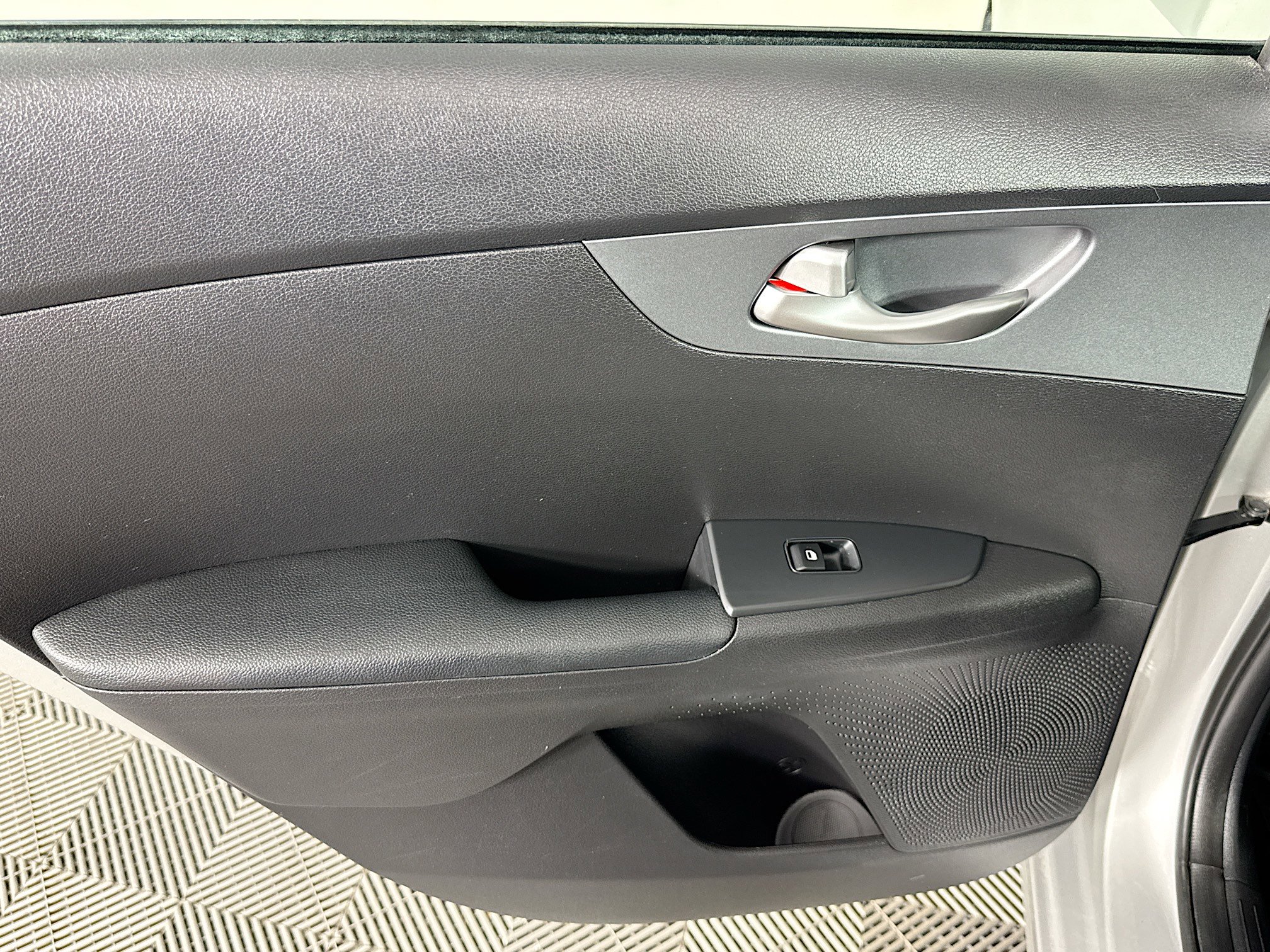 Used 2021 Kia Forte LXS FWD image 42