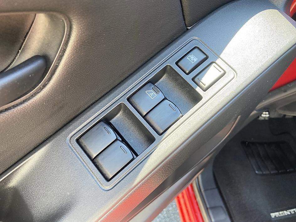 Certified 2025 Nissan Frontier S image 10