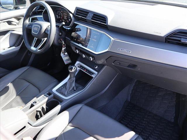 Used 2024 Audi Q3 2.0T Premium AWD/4WD image 28